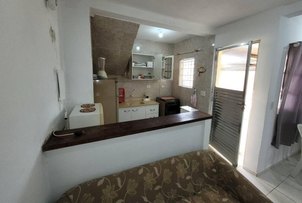 Casa A 250 Metros A Pe Da Praia. Otima Localizacao