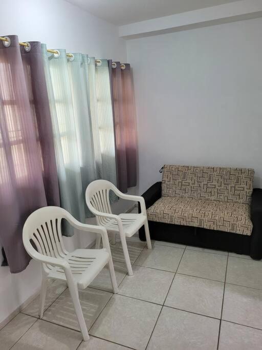 Casa A 250 Metros A Pe Da Praia. Otima Localizacao Сasa de vacaciones *